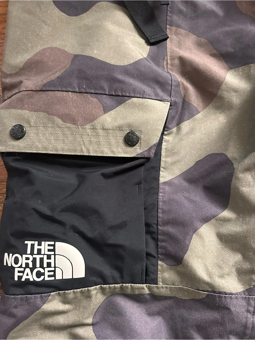 The North Face HyVent DT Waterproof Ski Snow Hike Pants Mens Size XL Camo Black